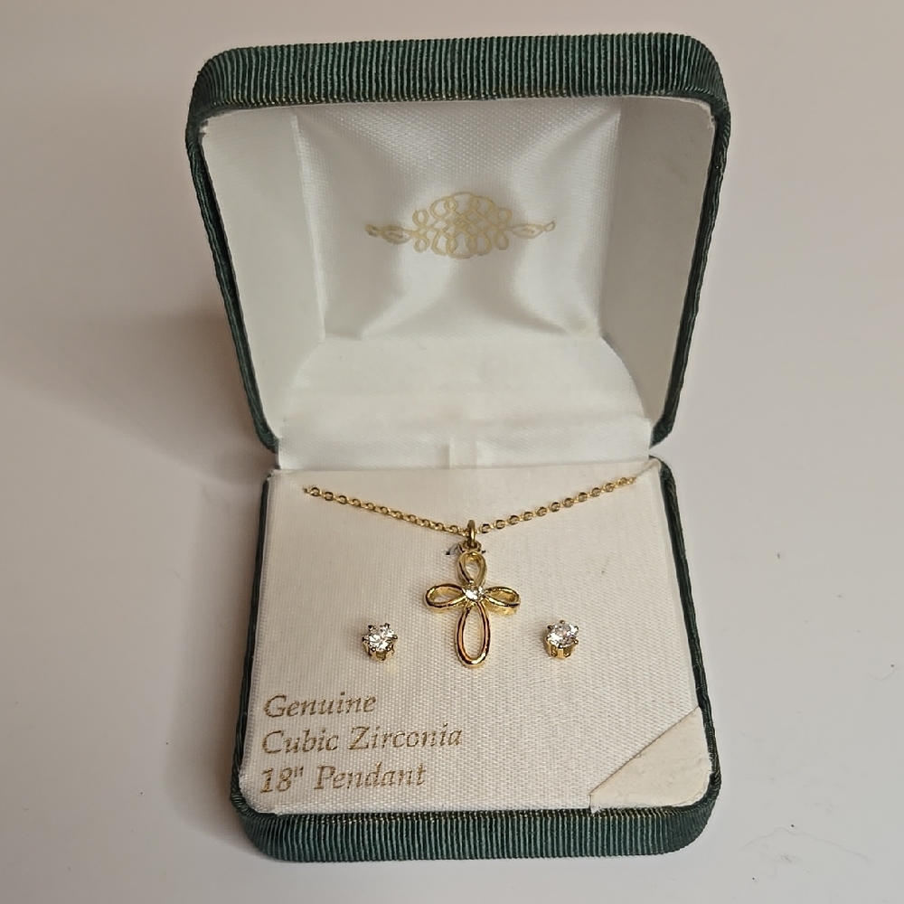 NWT Vintage 90s Gold-tone Cross 18" Necklace And Stud Earrings Clear CZ Stones